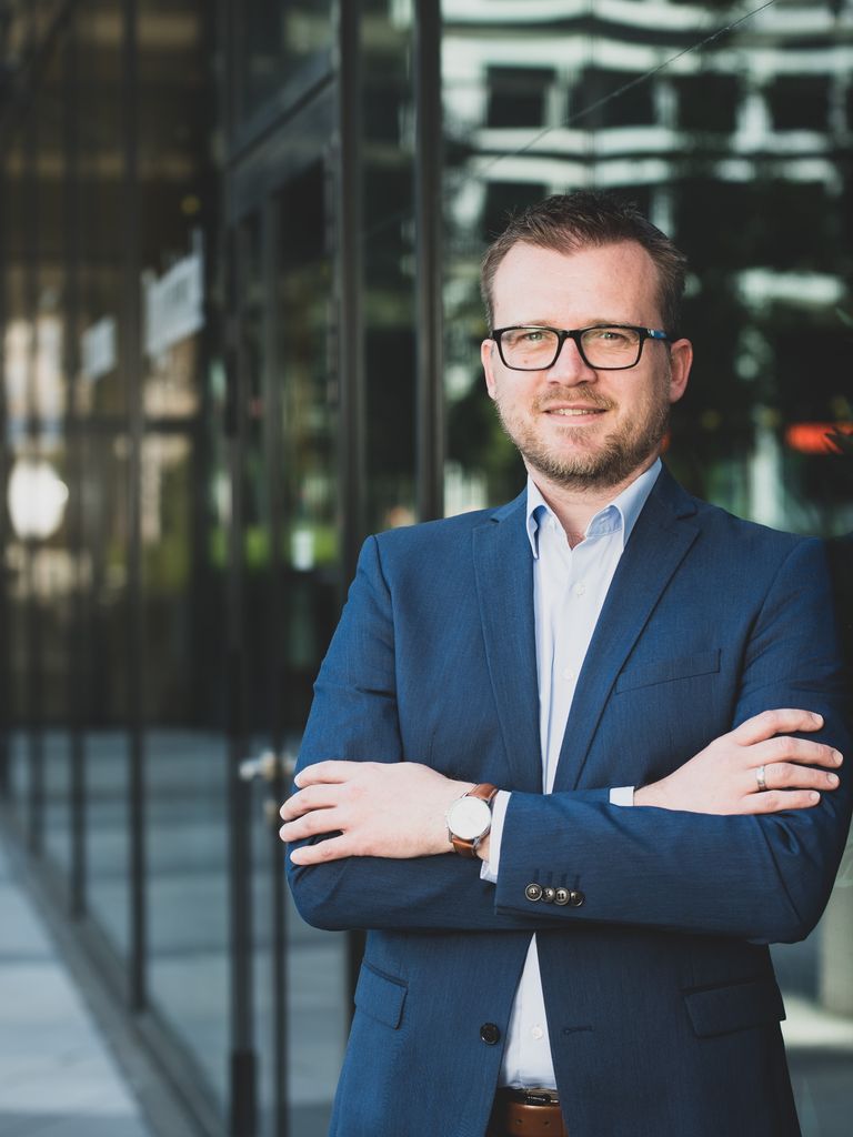 Krausz Krausz Zoltán